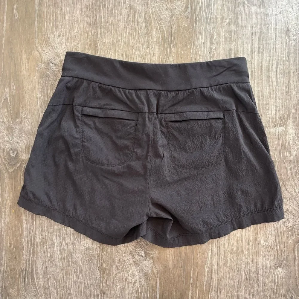 Athleta Trekkie Shorts Black 2